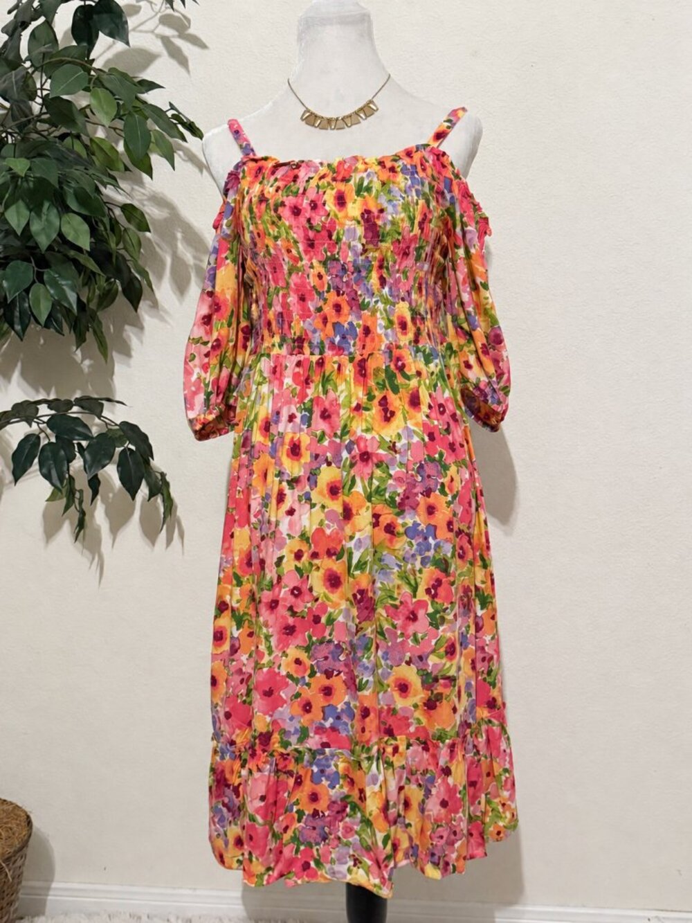 Children’s Place • Women’s M Floral Smocked Cold Shoulder Midi Dress NWT